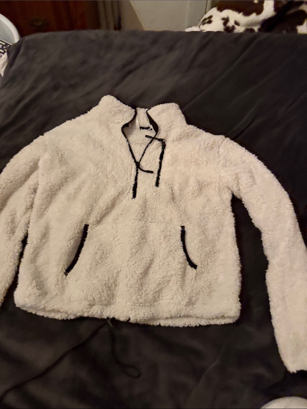 No Boundaries Cozy Cream Sherpa Quarter-Zip Pullover Sweater S3/5